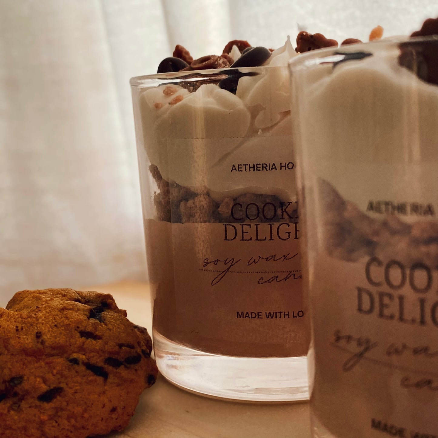 Kávé tematikájú poharas gyertya csomag – Cookie Delight & Coffee Beans